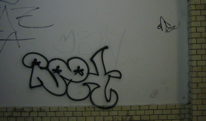 06root-graffiti-680x400.jpg