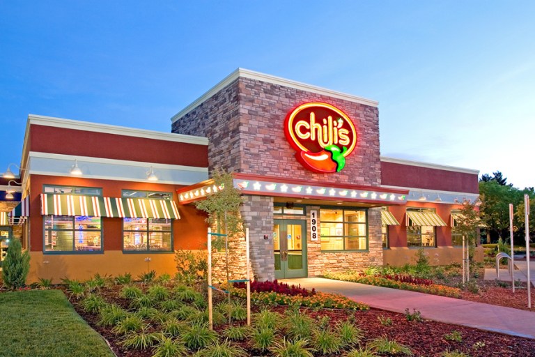 02Chilis-restaurant.jpg