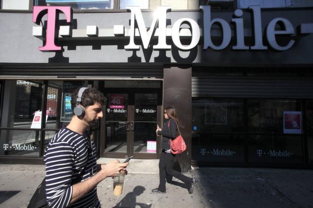 t-mobile-experian-data-breach.jpg