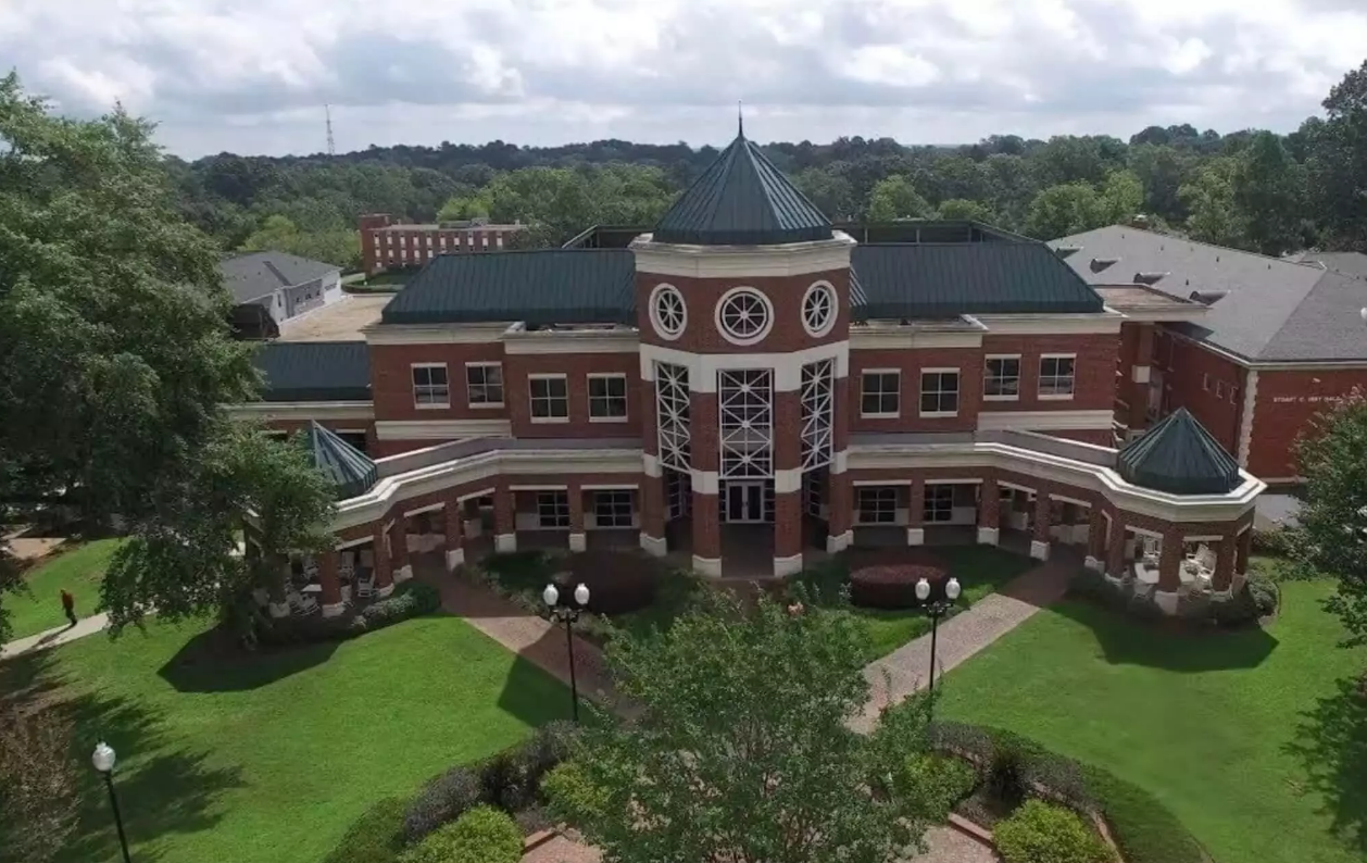 Belhaven University.png