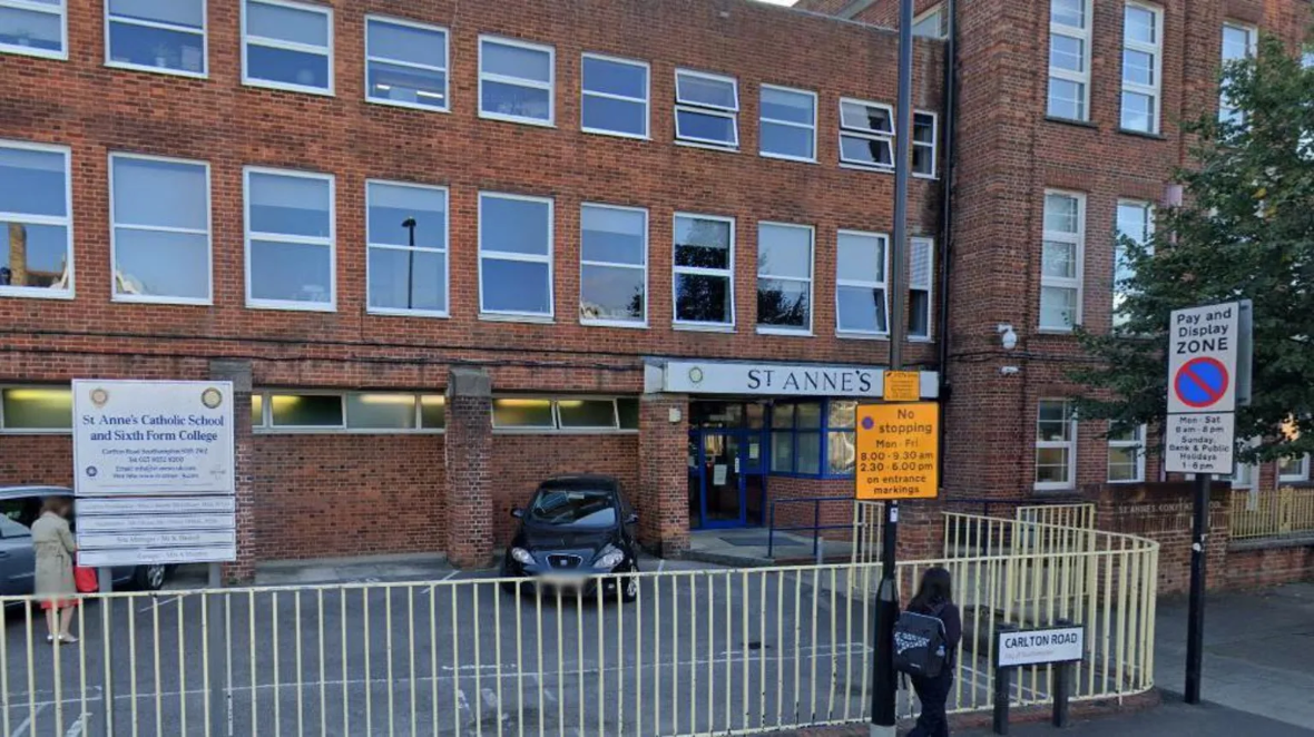St Anne's Catholic School.png
