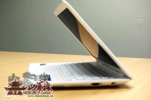 www.cnbeta.com_完全以假乱真!高仿苹果MacBook Air笔记本解析_0959579.jpg